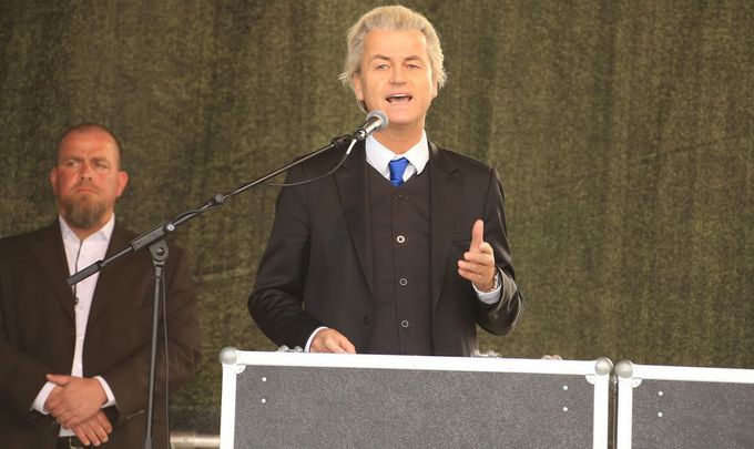 Pays-Bas : l'islamophobie, le carburant d'un Geert Wilders aux portes du pouvoir