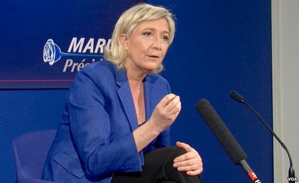 Marine Le Pen, la girouette patriote