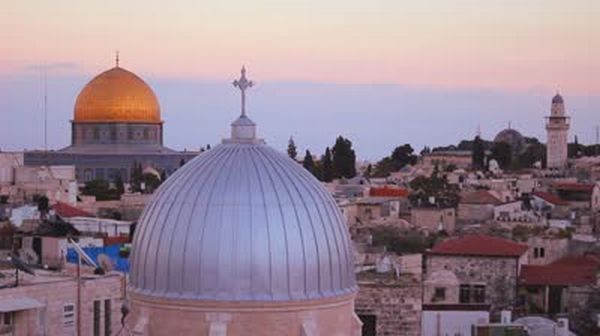 Les chefs d'églises de Jérusalem : « Garantir le droit aux musulmans d’accéder librement à la mosquée Al-Aqsa »