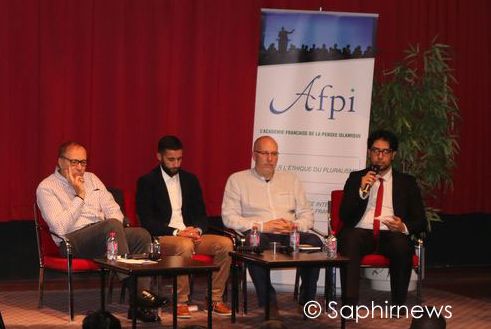 Au 2e colloque des intellectuels musulmans francophones. De gauche à droite : Ghaled Bencheikh, Sofiane Meziani, Slimane Rezki et Ramzi Daoud.