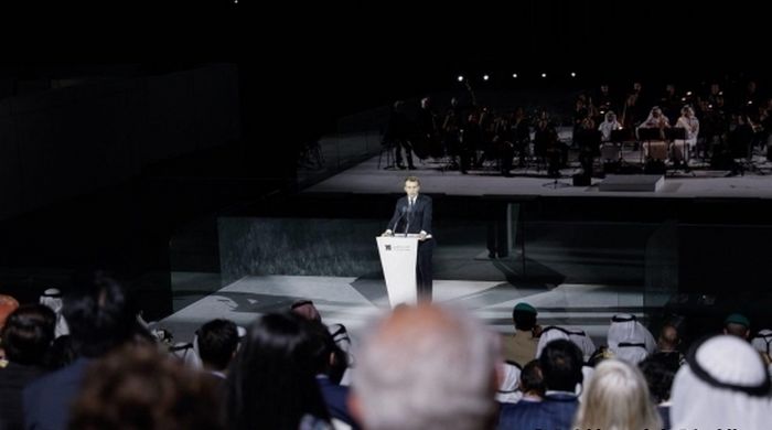 En déplacement aux Emirats arabes unis, Emmanuel Macron a inauguré, mercredi 8 novembre, le Louvre Abu Dhabi. © Présidence de la République