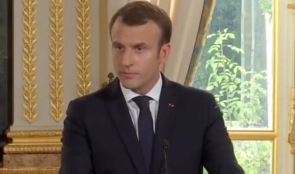 Macron rassure les représentants religieux de France en matière de laïcité