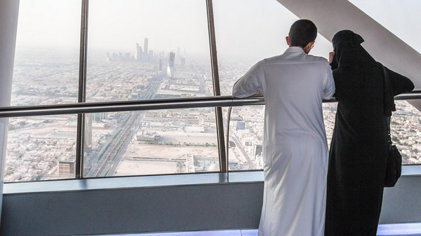 Arabie Saoudite : de l'argent offert aux hommes pour les marier avec des femmes de plus de 30 ans