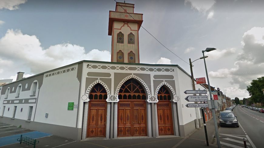 Nord : une mosquée de Mons-en-Baroeul visée par une voiture-bélier