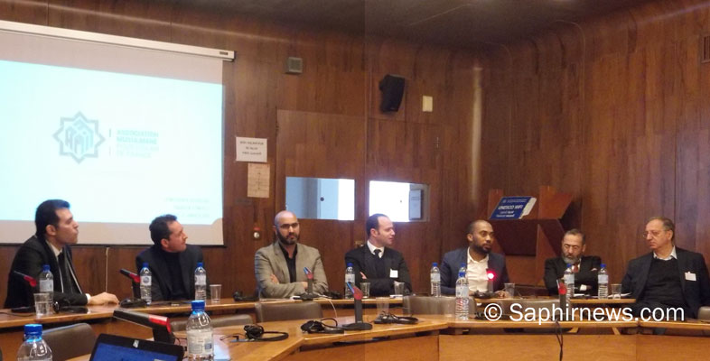 Un point sur l’avancement du projet AMIF a été fait lundi 21 janvier à l'UNESCO. Autour de l’essayiste Hakim El Karoui, on comptait des personnalités de la société civile et du monde religieux. De g. à dr. : Tarik Abou Nour, Hakim El Karoui, Abdelhaq Nabaoui, Mohamed Chirani, Mohamed Bajrafil, Tareq Oubrou et Sadek Beloucif.