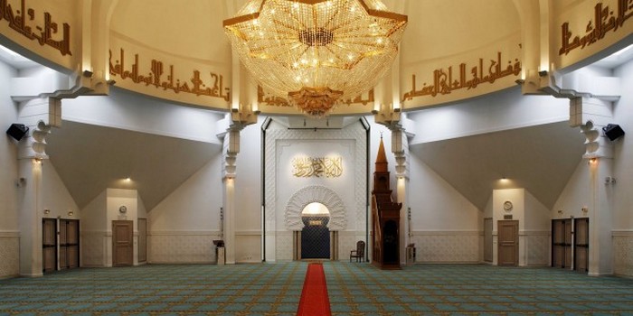 Depuis la Grande Mosquée de Lyon, le Conseil des mosquées du Rhône institué