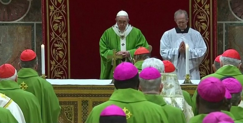 L'Eglise catholique face à la pédophilie: les victimes de prêtres, dépités, dans l'attente de « mesures concrètes »