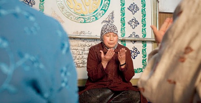 Plaidoyer pour l’égalité hommes-femmes dans le culte musulman