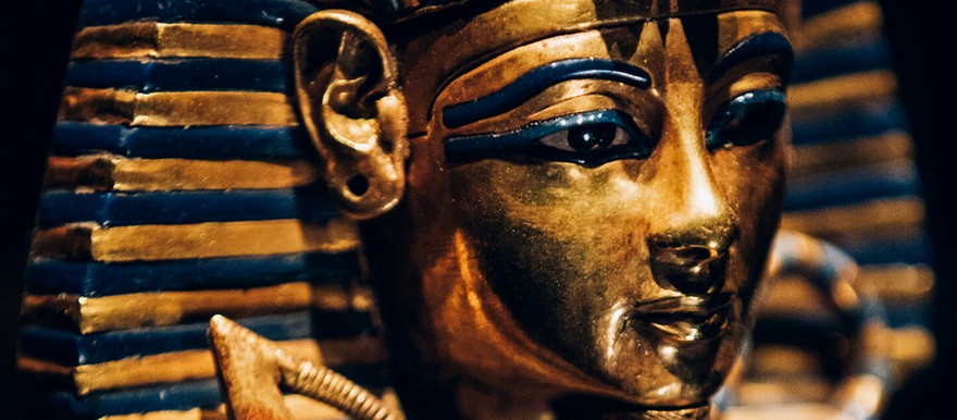 A Paris, plongée fascinante dans le trésor du Pharaon Toutankhamon