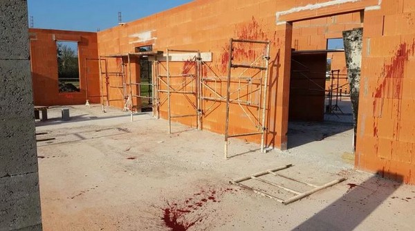 Une tête de porc et du sang retrouvés sur le chantier d'une mosquée à Bergerac
