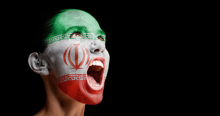 Iran : les femmes contestant le port obligatoire du voile victimes d’une « campagne cruelle »