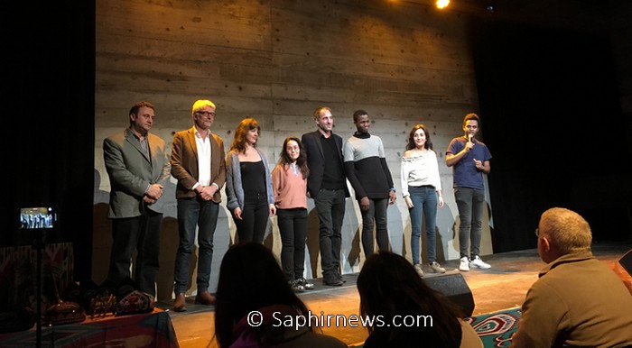 Une soirée, organisée par la présidente de l’Institut Ouïghour d'Europe Dilnur Reyhan et le député européen Raphael Glucksmann (au centre), a été l’occasion de mettre en lumière le destin tragique des Ouïghours en Chine.