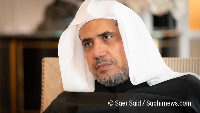 Le secrétaire général de la Ligue islamique mondiale, Mohammed Abdul Karim Al-Issa, lors d'un entretien exclusif accordé à Saphirnews. © Saer Said / Saphirnews.com