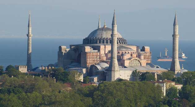 Sainte-Sophie est passée en juillet 2020 de musée à mosquée après une décision judiciaire prise par le Conseil d'Etat turc. © Pixabay/Falco