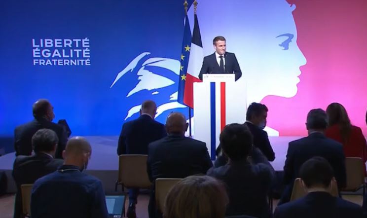 Contre « le séparatisme islamiste », la République peut-elle se transformer ?