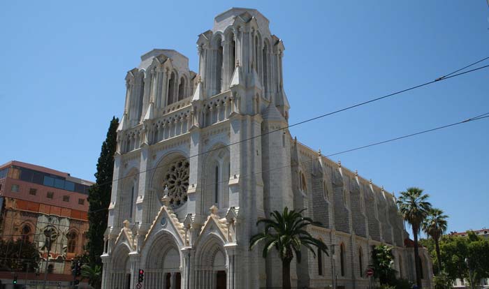 Attentat à la basilique Notre-Dame de Nice : trois morts, ce que l'on sait sur l'attaque