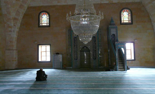 Malgré les divisions au CFCM, la création prochaine du Conseil national des imams confirmée