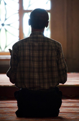 Aïd al-Fitr 2021 : les mosquées de France confrontées à des choix opposés pour la prière de fin du Ramadan