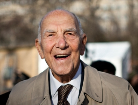 Hommage à un homme du monde, Stéphane Hessel