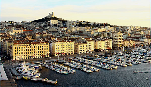 Législatives à Marseille : ce que l’absence de candidats « noirs » dit du monde politique français