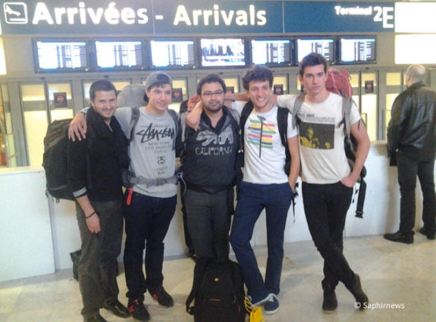 Ilan, Ismaël, Victor, Samuel et Josselin de retour de leur Interfaith Tour, lundi 28 avril.