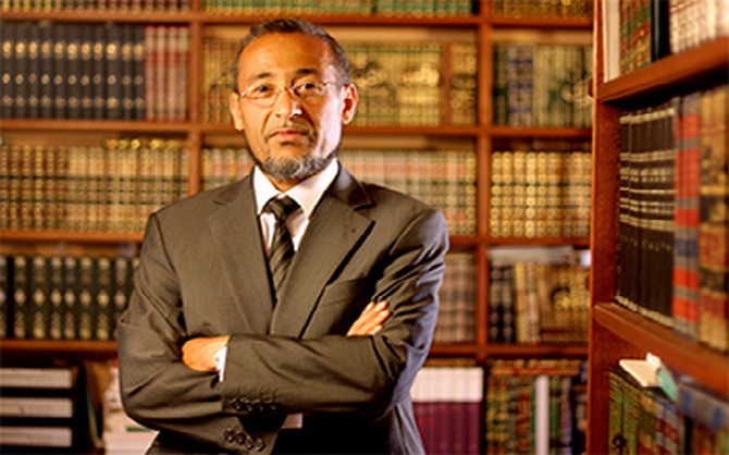 Tareq Oubrou, le recteur de la mosquée de Bordeaux.