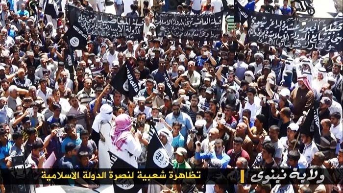 Manifestation de soutien à l'Etat islamique dans la région de Ninive