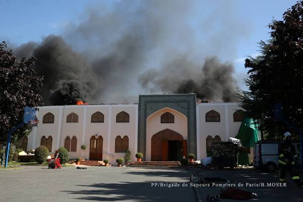 Une mosquée de Bagneux touchée par un incendie