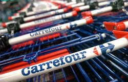 Carrefour condamné pour le licenciement d'une caissière voilée
