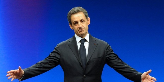 Nicolas Sarkozy revient à la vie politique après deux ans d'absence depuis sa défaite à l'élection présidentielle en mai 2012.