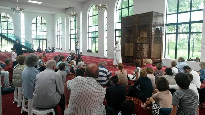 À Villeneuve-d'Ascq, la mosquée fait le plein de curieux aux Journées du patrimoine