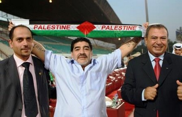 Diego Maradonna en soutien à la Palestine.
