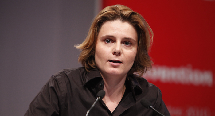 Caroline Fourest a été condamnée, jeudi 23 octobre, pour diffamation après sa chronique consacrée aux agressions islamophobes d'Argenteuil en mai et juin 2013. © Philippe Grangeaud / Solfé Communications