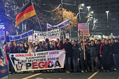 Angela Merkel condamne les manifestations anti-islam en Allemagne