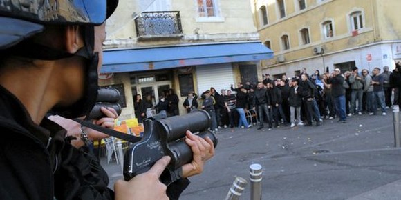 Amnesty : le bilan catastrophique des droits humains en 2014 n'épargne pas la France
