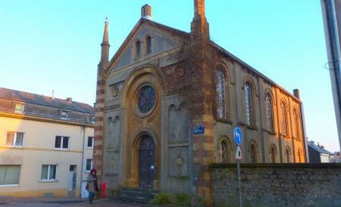 La synagogue d'Arlon, inaugurée en 1865, est la plus vieille de Belgique.