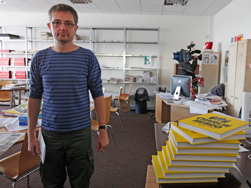 Une lettre posthume écrite par Stéphane Charbonnier, alias Charb, l’ex-directeur de Charlie Hebdo, va paraître en avril et relance déjà le débat sur la question de l'islamophobie.