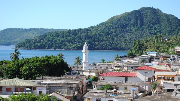 La suppression du droit du sol à Mayotte promise