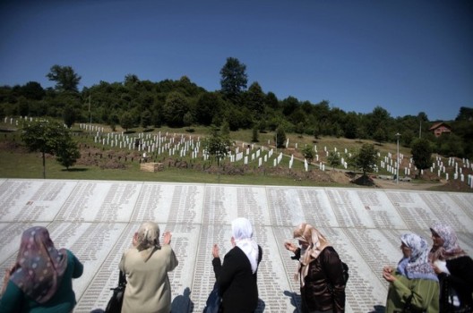 Srebenica : 20 ans après, la Serbie nie toujours le génocide