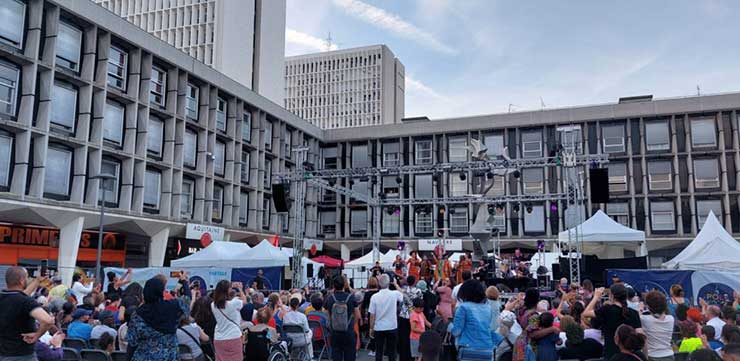 Aux PolyKromies de Sarcelles, une « Symphonie pour la coexistence » bienvenue dans un climat politique troublé