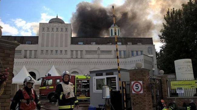 La plus grande mosquée de Londres a été victime d'un incendie le 26 septembre. © London Fire Brigade
