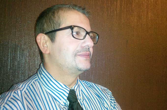 Kamel Meziti, historien, auteur du « Dictionnaire de l'islamophobie » (Bayard, 2013) et co-auteur de « Les Fêtes de Dieu, Yahweh, Allah » (Bayard, 2011).