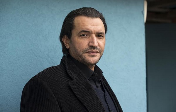 Auteur et humoriste, Farid Abdelkrim est un ancien membre de l'Union des organisations islamiques de France (UOIF) et cofondateur et ancien président de Jeunes musulmans de France (JMF). Derniers ouvrages parus :  « Pourquoi j'ai cessé d'être islamiste, Itinéraire au cœur de l'islam en France » et « L’islam sera français ou ne sera pas »  (Les points sur les i, 2015).