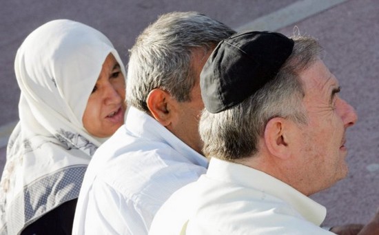 La République, la kippa et le foulard : le traitement doit être équitable