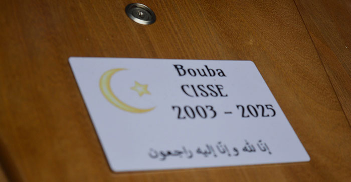 Une dernière prière pour Aboubakar Cissé à la Grande Mosquée de Paris, un « crime terroriste » dénoncé