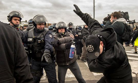 L'appel de Pegida contre les réfugiés fait un bide en Europe