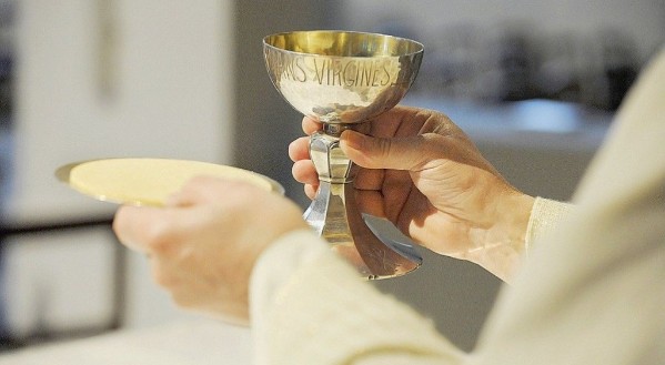 Verdun : une messe d'hommage à Pétain suscite l'indignation, la justice s'en mêle