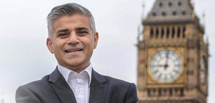 Sadiq Khan, avocat défenseur des droits de l'homme, tout près de devenir le maire de Londres.