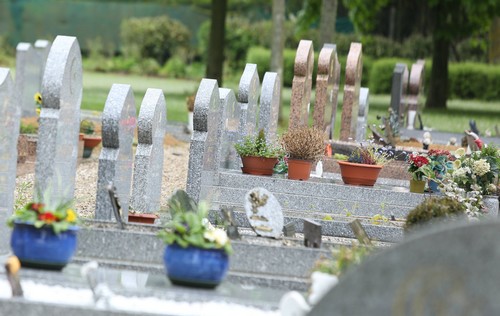 Havre : une dizaine de tombes musulmanes vandalisées