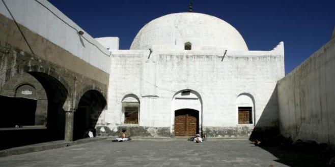 Yemen : une mosquée du 16e siècle réduite en poussière